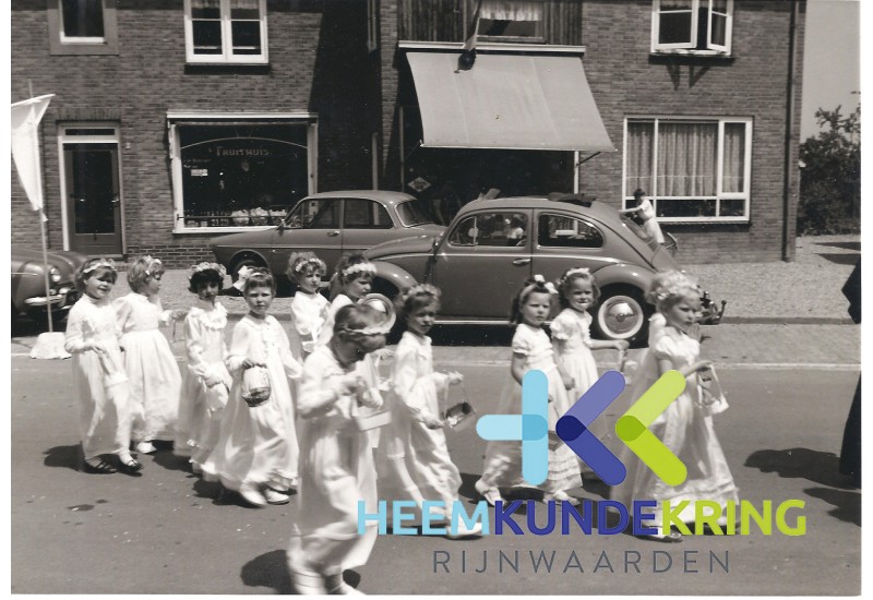 Processie Pannerden 1964 Coll. derksen Smink 2